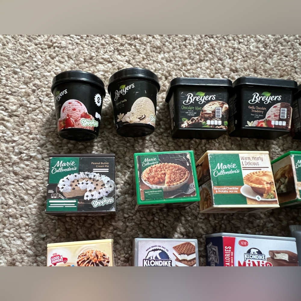 *Damaged* Lot of 30 Shopkins Real Littles Breyers Marie Callender’s Klondike - Picture 2 of 14